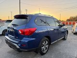 Used 2018 Nissan Pathfinder SV image 5