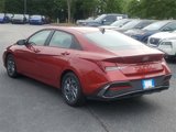 Used 2024 Hyundai Elantra SEL image 4
