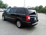 Used 2015 Chrysler Town & Country Touring-L w/ Driver Convenience Group image 4