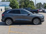 Used 2020 Ford Escape Titanium image 3