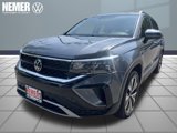 Certified 2022 Volkswagen Taos SE w/ Panoramic Sunroof Package image 1