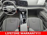 Used 2024 Hyundai Elantra SE image 5