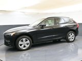 Used 2022 Volvo XC60 B5 Momentum image 2