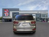 Used 2019 Kia Sorento LX image 4