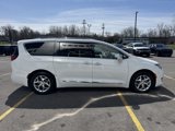 Used 2020 Chrysler Pacifica Limited image 5