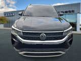 Used 2022 Volkswagen Taos SE w/ Panoramic Sunroof Package image 4