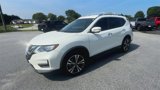 Used 2020 Nissan Rogue SV w/ Premium Package image 4