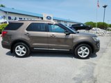 Used 2016 Ford Explorer XLT w/ Equipment Group 202A image 2