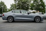 Used 2022 Volvo S60 B5 Momentum w/ Advanced Package image 3