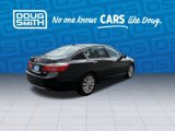 Used 2015 Honda Accord Touring image 4