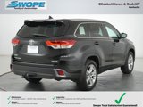 Used 2018 Toyota Highlander Limited image 3