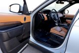 Used 2018 Land Rover Discovery HSE Luxury image 2