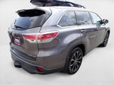 Used 2015 Toyota Highlander Limited Platinum image 4