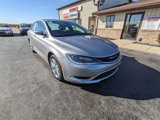 Used 2015 Chrysler 200 Limited w/ Convenience Group image 2