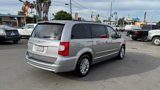 Used 2015 Chrysler Town & Country Touring-L w/ Driver Convenience Group image 5