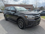 Used 2023 Ford Expedition Max XLT image 3