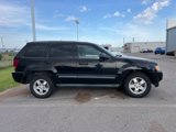 Used 2007 Jeep Grand Cherokee Laredo image 3