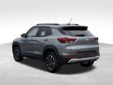 Used 2024 Chevrolet TrailBlazer LT w/ Driver Confidence Package image 3