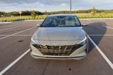 Used 2022 Hyundai Elantra SEL image 2