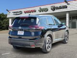 Used 2025 Nissan Rogue SV w/ SV Premium Package image 5