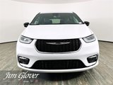 New 2025 Chrysler Pacifica Select image 2