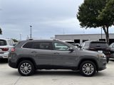 Used 2021 Jeep Cherokee Latitude Plus image 3
