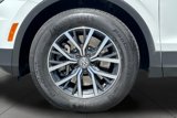 Used 2019 Volkswagen Tiguan SE w/ Panoramic Sunroof Package image 5