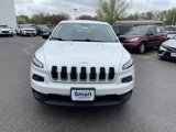 Used 2014 Jeep Cherokee Sport image 2