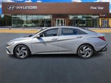 Used 2025 Hyundai Elantra SEL image 4