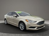 Used 2017 Ford Fusion SE w/ Fusion SE Technology Package image 4