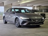 Used 2024 Hyundai Elantra SEL image 3