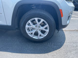 Used 2022 Jeep Grand Cherokee Limited image 6