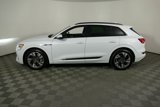 Used 2022 Audi e-tron Premium w/ Convenience Plus Package image 6