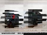 Used 2021 GMC Yukon XL Denali w/ Denali Premium Package image 3
