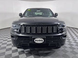 Used 2020 Jeep Grand Cherokee Altitude image 2