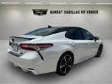 Used 2019 Toyota Camry XSE image 3