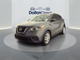 Used 2019 Nissan Kicks S image 4