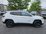 Used 2024 Jeep Compass Latitude image 2