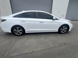 Used 2017 Hyundai Sonata Plug-In Hybrid image 6