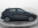 Used 2024 Nissan Kicks SV image 2