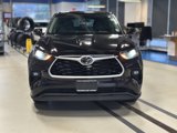 Used 2021 Toyota Highlander LE image 2