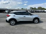 Used 2020 Nissan Kicks S image 4