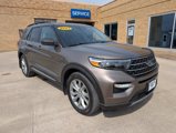 Used 2021 Ford Explorer XLT w/ Equipment Group 202A image 5