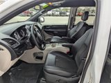 Used 2019 Dodge Grand Caravan SXT image 2