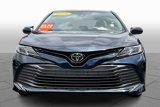 Used 2020 Toyota Camry LE image 3