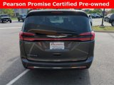 Used 2023 Chrysler Pacifica Touring-L image 5