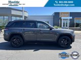 Used 2023 Jeep Grand Cherokee Altitude image 5