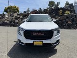 Used 2024 GMC Terrain SLE image 2