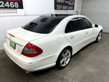 Used 2009 Mercedes-Benz E 550 Sedan image 3