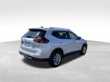 Used 2020 Nissan Rogue SV image 4